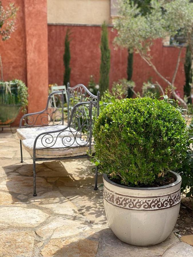 Domaine D'Egenia Villa รูสซียง ภายนอก รูปภาพ