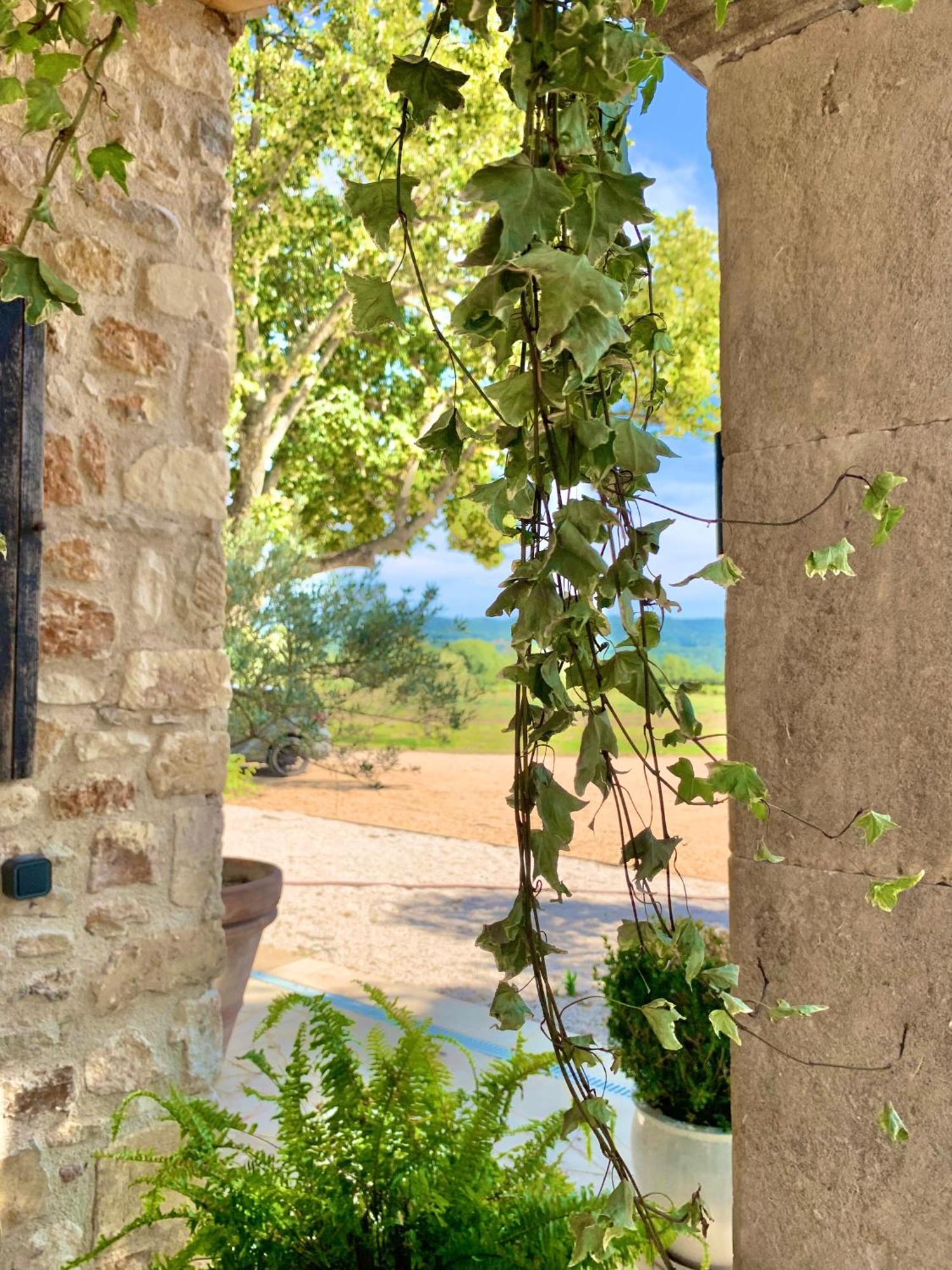 Domaine D'Egenia Villa รูสซียง ภายนอก รูปภาพ